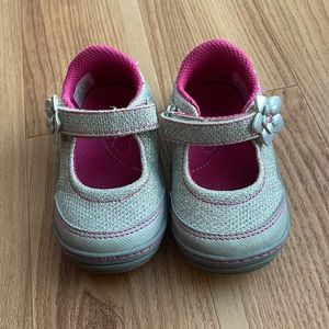 Stride Rite Mary Jane shoes